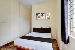 Φωτογραφία από το άλμπουμ του Hotel O SRI SRINIVASA BOARDING & LODGING σε Aivarkhandpur