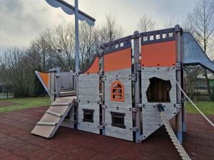 Ο χώρος παιχνιδιού για παιδιά στο Michas Westerwald Ferienwohnungen
