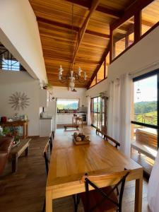 Et opholdsområde på Linda vista para as montanhas a 5 min da cidade