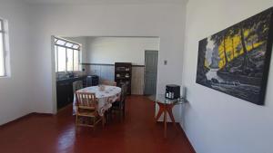 Kuchyň nebo kuchyňský kout v ubytování Casa espaço e aconchego