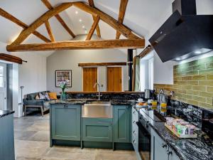 Køkken eller tekøkken på 2 Bed in Denbigh 5.5 miles 95843