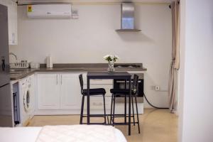 Η κουζίνα ή μικρή κουζίνα στο Haven Seven Property - 1 bedroom, 2 bedroom, 3 bedroom Executive options +16 φωτογραφίες