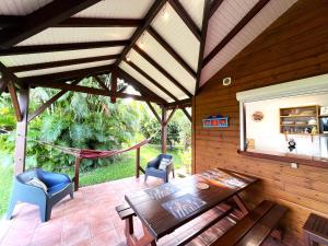 Κήπος έξω από το Gîtes LAMATELIANE