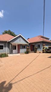 Το κτήριο όπου στεγάζεται  το διαμέρισμα