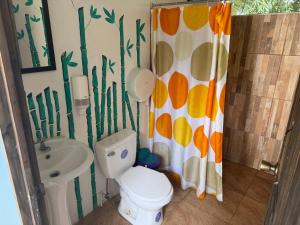 Ένα μπάνιο στο Yubarta Lodge +23 φωτογραφίες