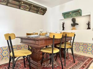 Χώρος καθιστικού στο Maison Lella Kmar Sidi Bou said