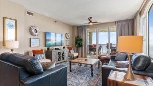 Posezení v ubytování Relaxing beachfront retreat