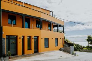 Το κτήριο όπου στεγάζεται  η παραθεριστική κατοικία