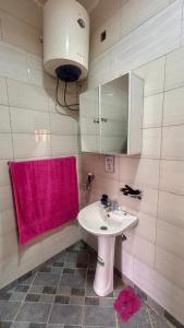 Ένα μπάνιο στο Amuno Haven