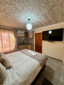 Et tv og/eller underholdning på Inkinibe Self Catering