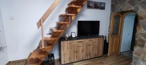 Μια τηλεόραση ή/και κέντρο ψυχαγωγίας στο Árnyas Tölgy