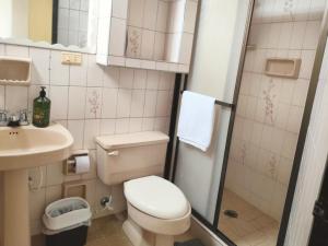 Ένα μπάνιο στο Casa Lili - Hospedaje en Cali +8 φωτογραφίες