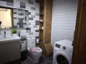 Ένα μπάνιο στο Jolie appartement avec terrasse