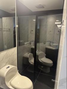 Ένα μπάνιο στο 101 Poblado apartamento