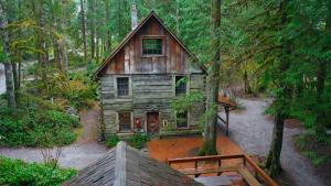 En have udenfor Crystal Creek Retreat