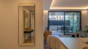 Χώρος καθιστικού στο XPCE JADE TOWER, Pool-Spa-Gym-Cinema-Beach and Parking Free +78 φωτογραφίες