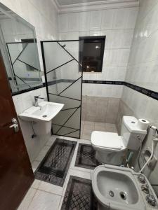 Koupelna v ubytování Gani2 + 2 fotografie