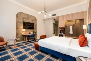 Μια τηλεόραση ή/και κέντρο ψυχαγωγίας στο BasiliQ Hotel