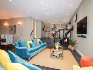 Μια τηλεόραση ή/και κέντρο ψυχαγωγίας στο Postcard Lodge