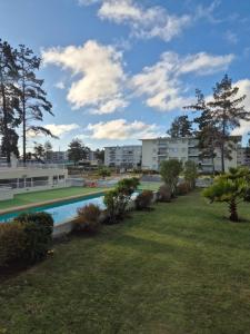 Hồ bơi trong/gần Departamento full equipado en Parque Mar El Tabo +22 ảnh