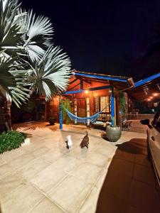 Patio nebo venkovní prostory v ubytování Quarto com cama de casal e banheiro privativo