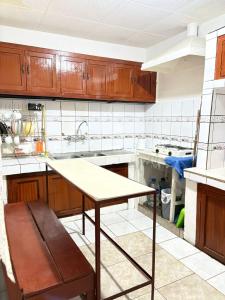 Kuchyň nebo kuchyňský kout v ubytování Aquisito Nomas Es