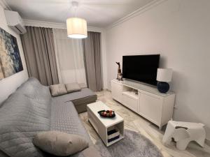 Μια τηλεόραση ή/και κέντρο ψυχαγωγίας στο Puertas del Mar 1