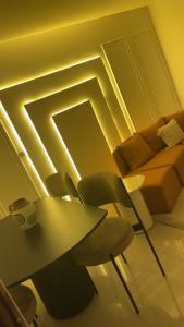 Χώρος καθιστικού στο Serenity by Feliho House