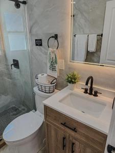 Ένα μπάνιο στο Lunavista Cozy Studio