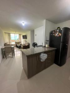 Η κουζίνα ή μικρή κουζίνα στο Apartamento familiar