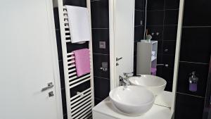 Koupelna v ubytování Apartment Lipa + 30 fotografií