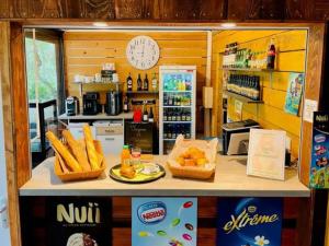 Φαγητό σε αυτό το κάμπινγκ ή κάπου εκεί κοντά +28 φωτογραφίες