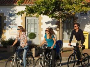 Gæster der bor på Mobil-home 4 pers. avec terrasse à Notre-Dame-de-Monts - API-1-52-946