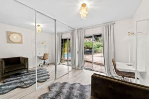 Ảnh trong thư viện ảnh của Cardiff 3BD Oasis with Private Pool and Hot Tub Only 10 min to Beach ở Encinitas