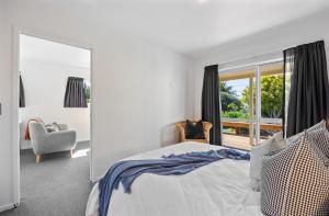 Φωτογραφία από το άλμπουμ του Best of Both Worlds Guest Suite Between City & Sea σε Νέλσον