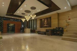 Ảnh trong thư viện ảnh của Vaikunth -Centrally Heated & Air Cooled Near Mall Road # Big Parking # Lift # Spacious Rooms # Most Awarded # Property Of The Year # ở McLeod Ganj