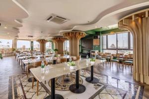 Εστιατόριο ή άλλο μέρος για φαγητό στο The Palms Hotel