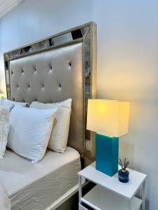 Φωτογραφία από το άλμπουμ του Crystal luxe suite σε Southfield +4 φωτογραφίες