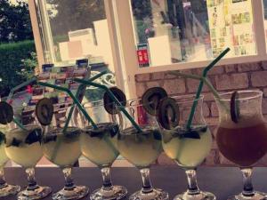 Ποτά στο Mobil-home avec Terrasse pour 6 personnes à Illiers-Combray - API-1-52-1177 +11 φωτογραφίες