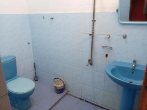 Ένα μπάνιο στο Country Cottage