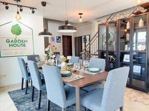 Χώρος καθιστικού στο Maximize Brand New Hostel Udonthani