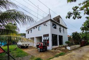 Το κτήριο όπου στεγάζεται  το ξενοδοχείο