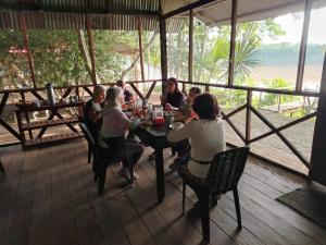 Hosté ubytování Tambopata River