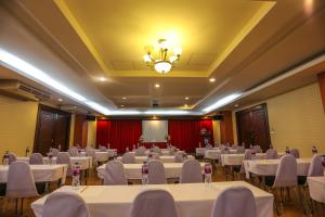 Restaurace v ubytování Madina Rayong Hotel