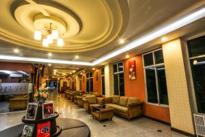 Posezení v ubytování Madina Rayong Hotel