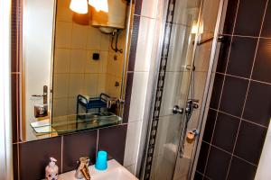 Vonios kambarys apgyvendinimo įstaigoje Apartment Selce 4 U