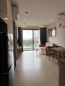 Χώρος καθιστικού στο Căn Hộ The Sóng Vũng Tàu - Nhà Bên Biển Apartment