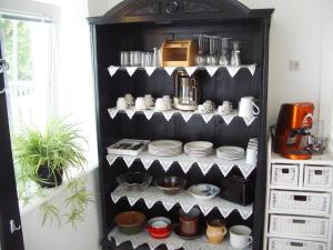 Kuchnia lub aneks kuchenny w obiekcie Ferienhaus BLACK & WHITE
