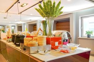 Φαγητό σε αυτό το ξενοδοχείο ή κάπου εκεί κοντά