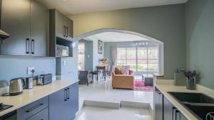 Η κουζίνα ή μικρή κουζίνα στο Wokuphumla